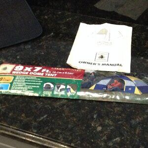 Northwest Territory Lake Country 9x7' Wedge Dome tent. Camping, Hiking, Outdoors